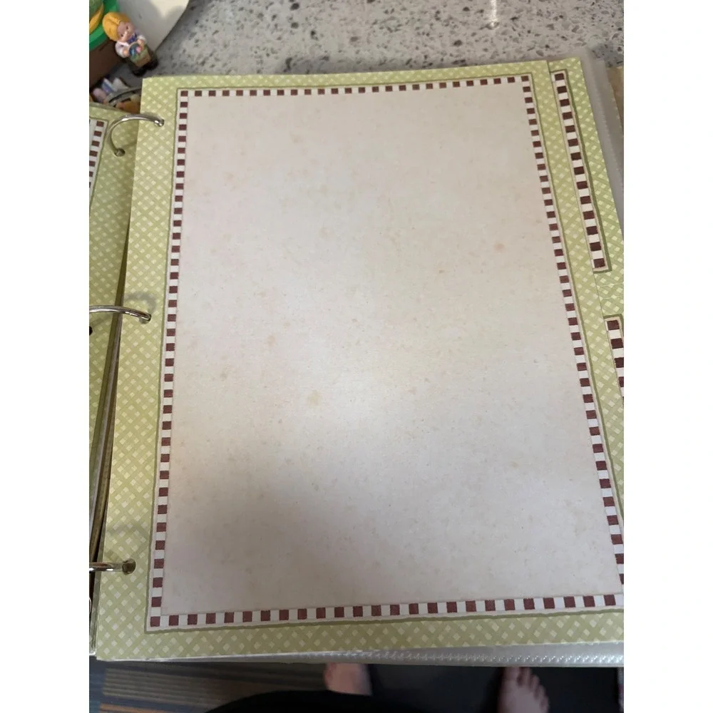 VTG Recipe Binder Keeper Organizer Cookbook Storage Kitchen Recipes Stickers